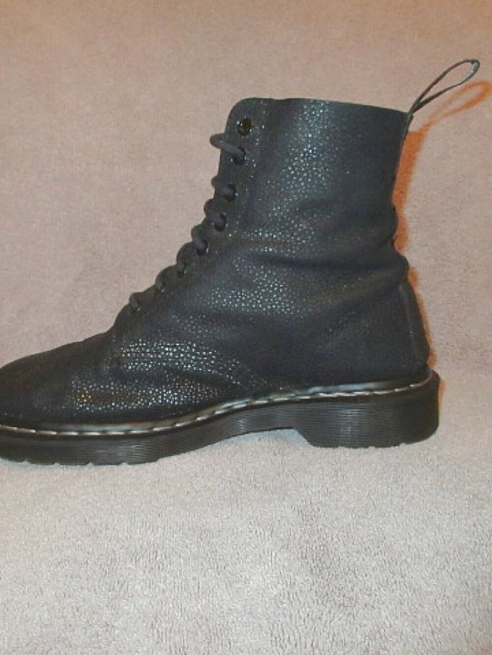 Dr. Martens Combat Boots Womens 9 Pascal Leather Speckles Lace Up Goth Grunge - Picture 4 of 11